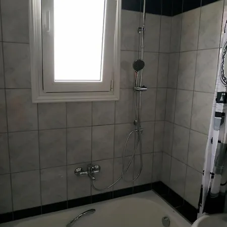 διαμερισμα στο λιτοχωρο με εκπληκτικη θεα *